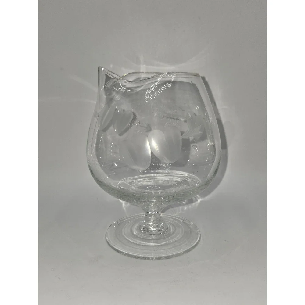 Vintage Pinched Spout Brandy‎ Snifter Glass Etched Hearts